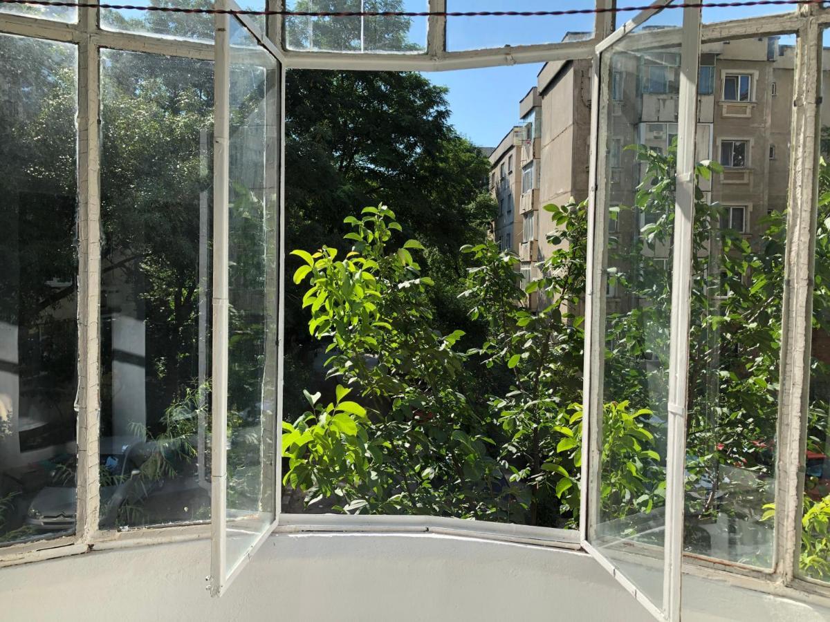Le Garcon De Cristina-Simple,Quiet,Spacious Studio Bukarest Exterior foto
