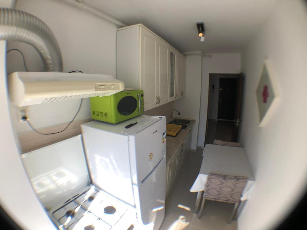 Le Garcon De Cristina-Simple,Quiet,Spacious Studio Bukarest Exterior foto