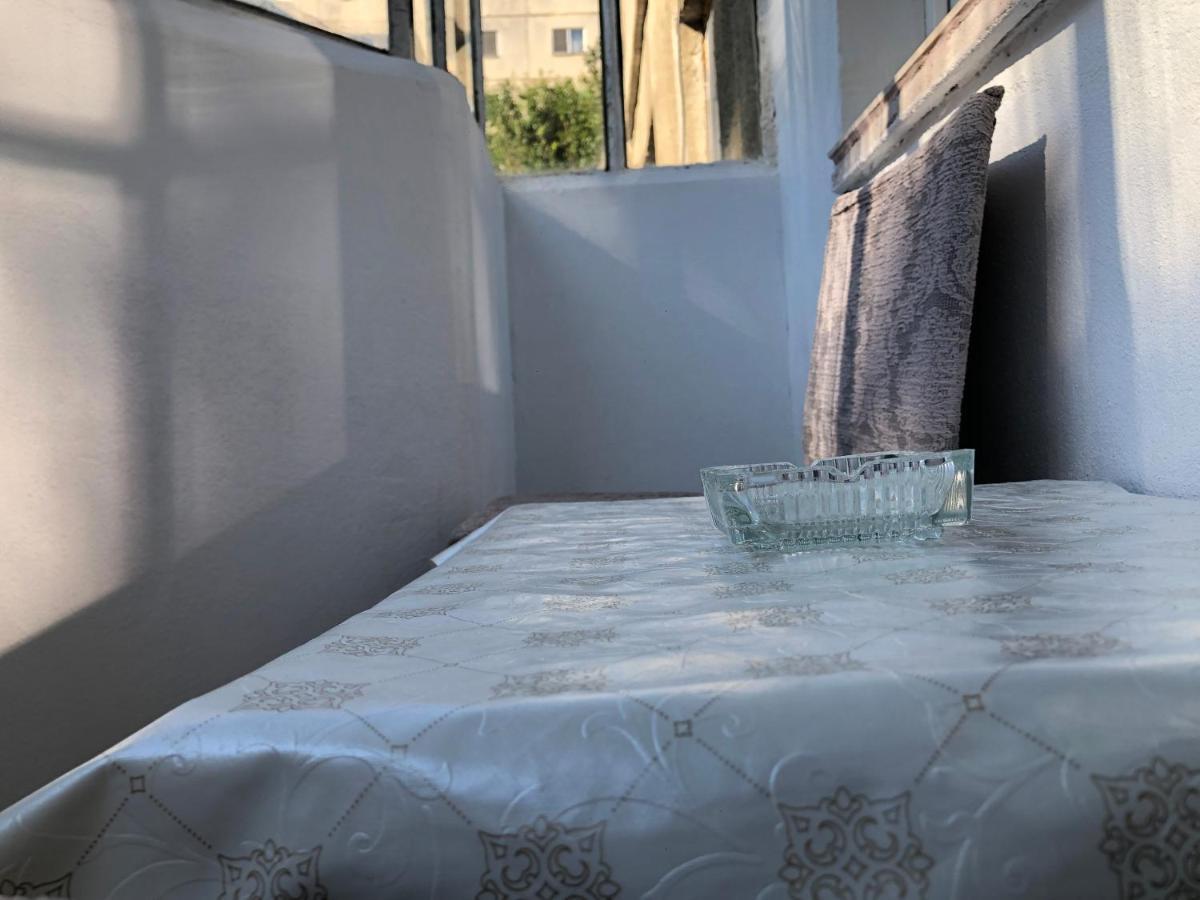 Le Garcon De Cristina-Simple,Quiet,Spacious Studio Bukarest Exterior foto
