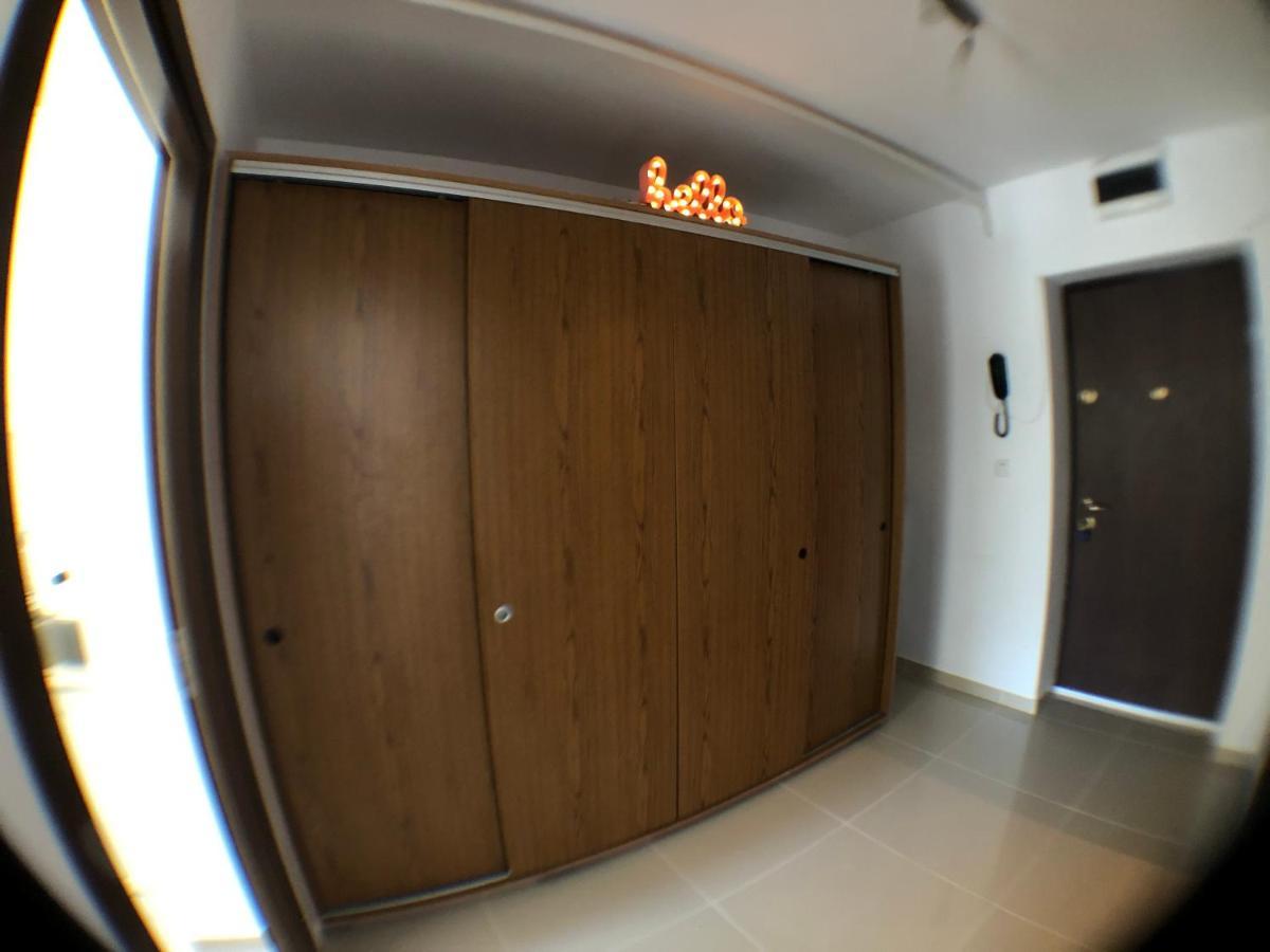 Le Garcon De Cristina-Simple,Quiet,Spacious Studio Bukarest Exterior foto